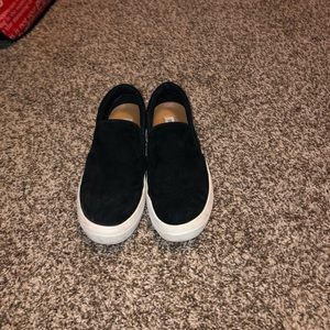 Steve Madden Gills Black Suede sneaker size 8